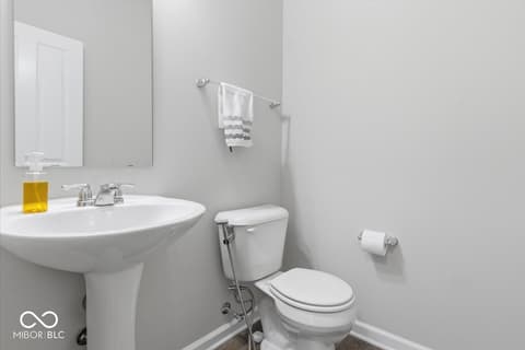 Bathroom at 1276 Sanderling Drive, Greenwood, IN