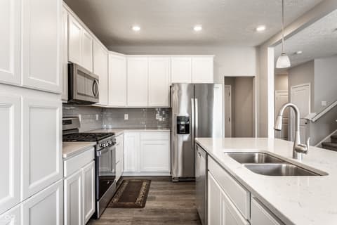 Photo of 1711 Pelham Drive, Greenwood, IN