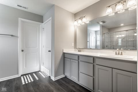 Photo of 1711 Pelham Drive, Greenwood, IN