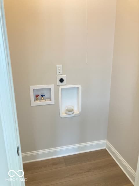 Laundry room at 116 E Pennsylvania Street, Shelbyville, IN