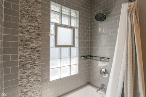 Photo of 1306 S East Street, Indianapolis, IN