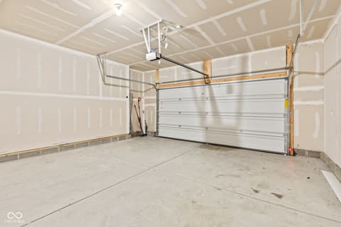 Garage at 269 Switchgrass Lane, New Whiteland, IN