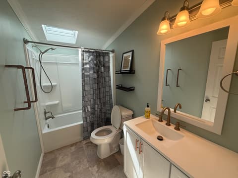 Photo of 16115 E 300 S, Elizabethtown, IN