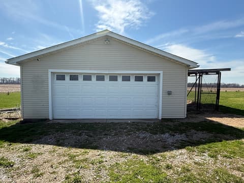 Photo of 16115 E 300 S, Elizabethtown, IN