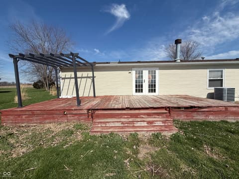 Photo of 16115 E 300 S, Elizabethtown, IN