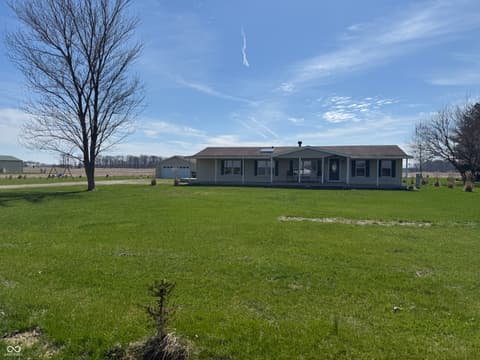 Photo of 16115 E 300 S, Elizabethtown, IN