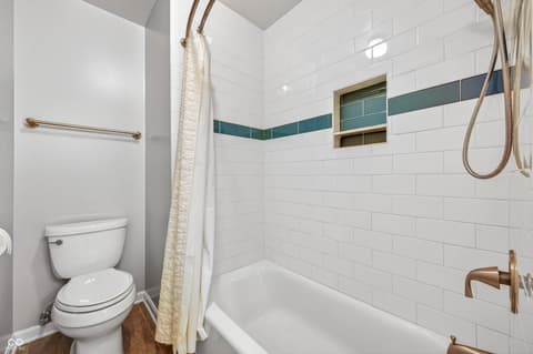 Photo of 1010 Driftwood Avenue, Columbus, IN