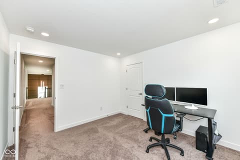 Photo of 503 Ogala Drive, Westfield, IN