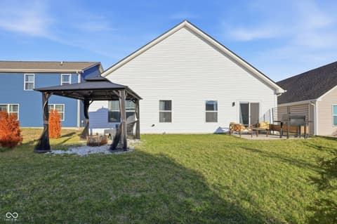 Photo of 4726 Amber Wood Lane, Indianapolis, IN