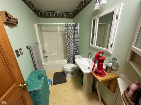 Photo of 111 W Everton Road, Connersville, IN
