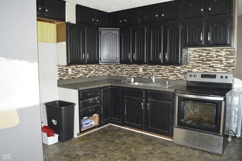 Photo of 31 Fairlane Drive, Mooresville, IN