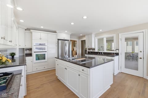 Photo of 10915 Brigantine Drive, Indianapolis, IN
