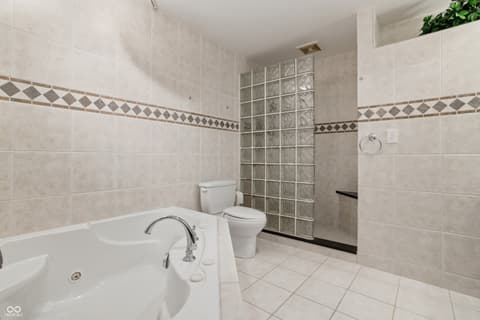 Photo of 10915 Brigantine Drive, Indianapolis, IN