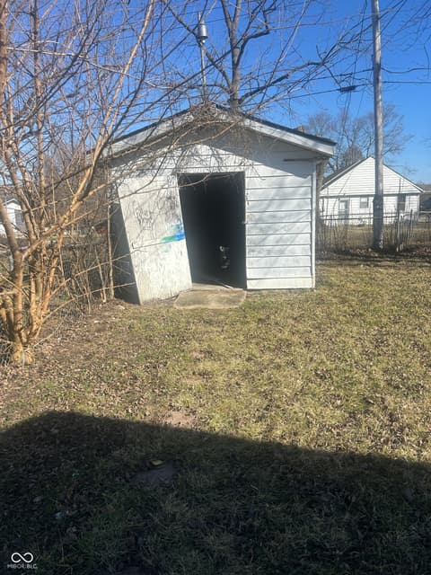 Photo of 333 S 1st Street, Austin, IN