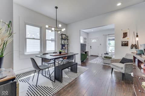 Photo of 818 Parkway Avenue, Indianapolis, IN