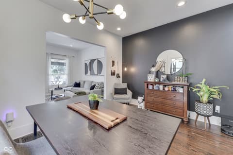 Photo of 818 Parkway Avenue, Indianapolis, IN
