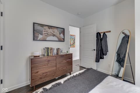 Photo of 818 Parkway Avenue, Indianapolis, IN
