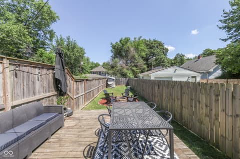 Photo of 818 Parkway Avenue, Indianapolis, IN