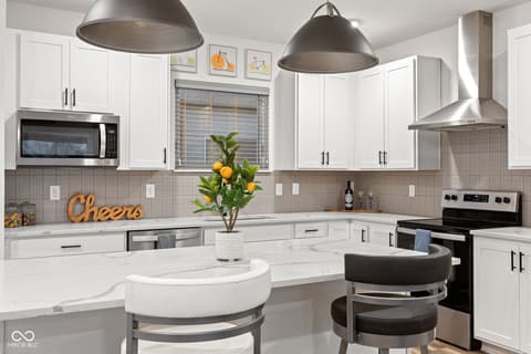 Kitchen at 727 N Illinois Street, Indianapolis, IN