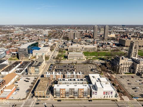 Aerial view at 727 N Illinois Street, Indianapolis, IN