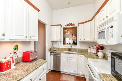 Kitchen at 10930 Harness Way, Indianapolis, IN
