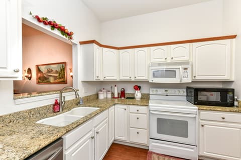 Kitchen at 10930 Harness Way, Indianapolis, IN