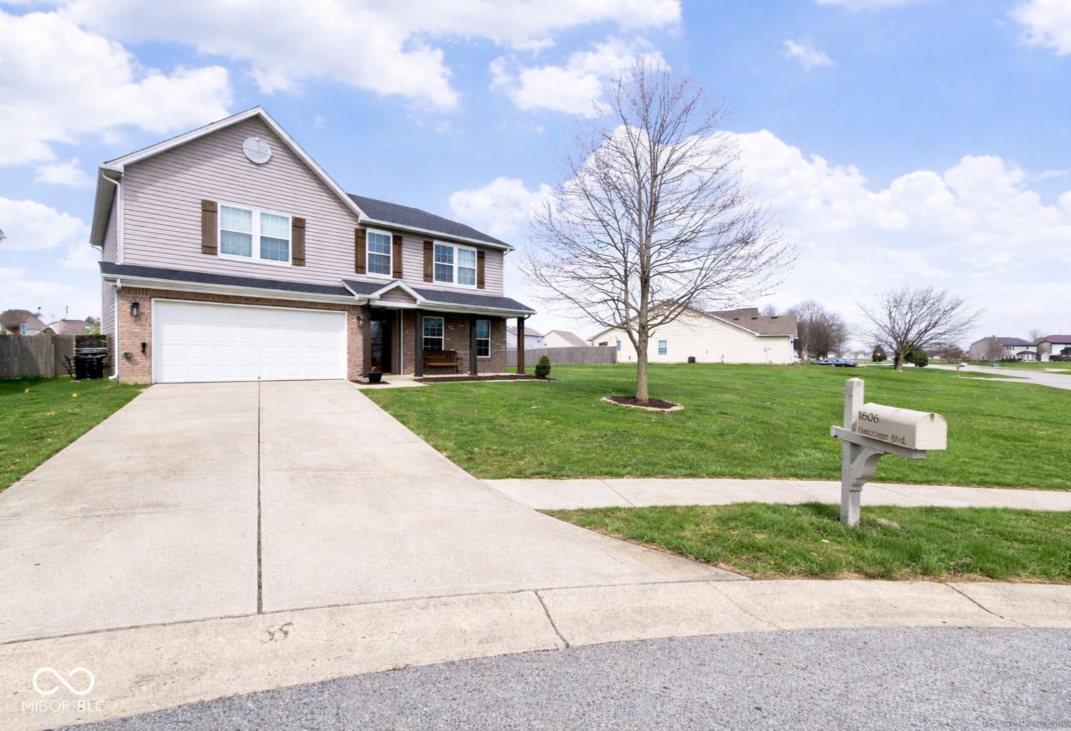 Photo of 1606 Huntzinger Boulevard, Pendleton, IN