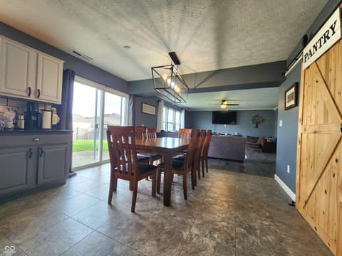 Photo of 1606 Huntzinger Boulevard, Pendleton, IN