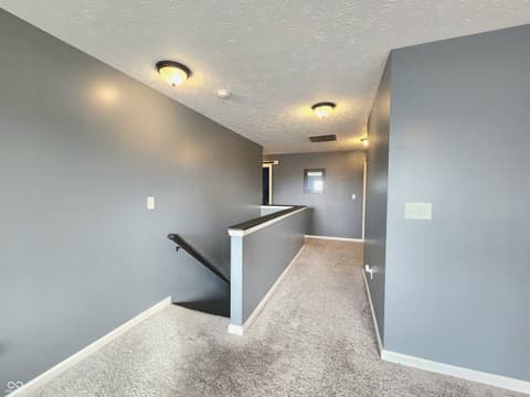 Photo of 1606 Huntzinger Boulevard, Pendleton, IN