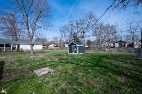 Yard at 1021 S Worth Avenue, Indianapolis, IN