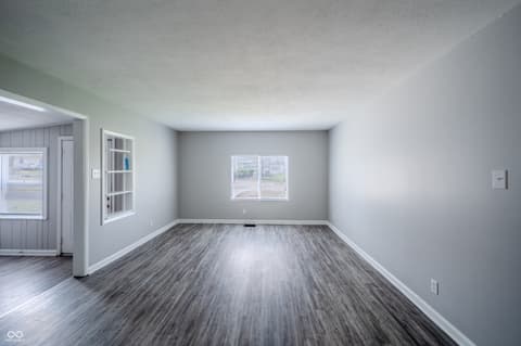 Living room at 1021 S Worth Avenue, Indianapolis, IN