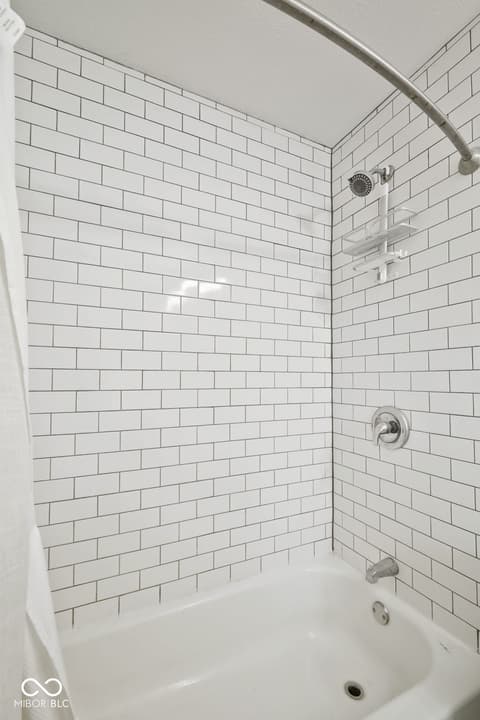 Photo of 19345 Amber Way, Noblesville, IN