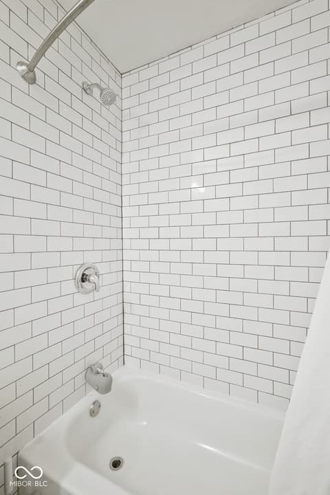 Photo of 19345 Amber Way, Noblesville, IN
