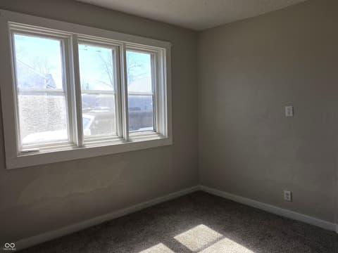 Photo of 116 E South Street, Shelbyville, IN