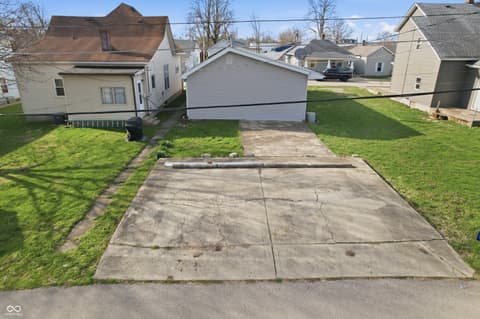 Photo of 116 E South Street, Shelbyville, IN