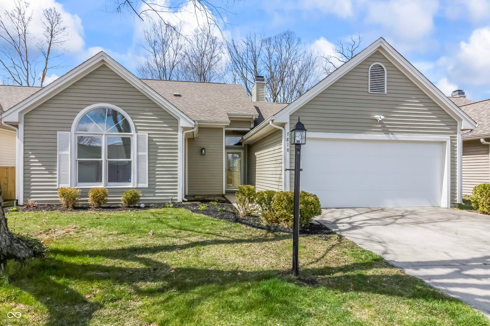 Photo of 7818 Chesapeake Drive W, Indianapolis, IN