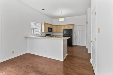 Photo of 7818 Chesapeake Drive W, Indianapolis, IN
