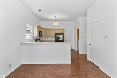 Photo of 7818 Chesapeake Drive W, Indianapolis, IN