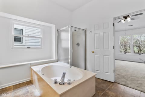 Photo of 7818 Chesapeake Drive W, Indianapolis, IN