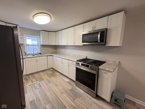 Photo of 1009 S Crown Street, Greencastle, IN
