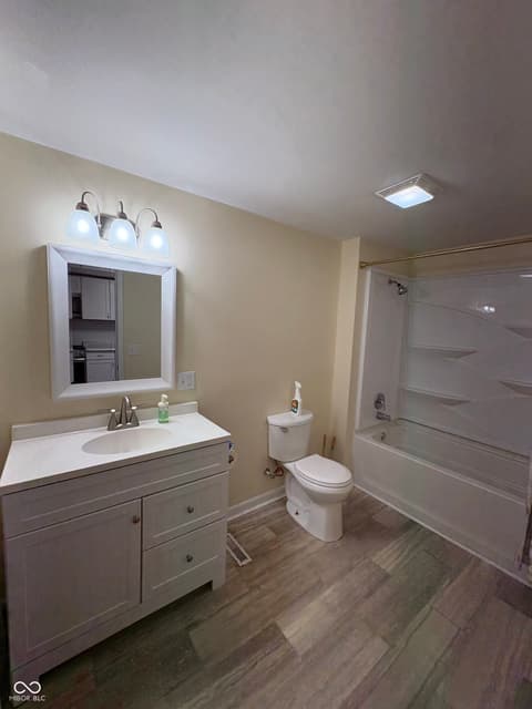 Photo of 1009 S Crown Street, Greencastle, IN