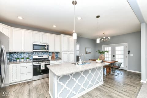 Photo of 5817 Flat Hill Drive, Indianapolis, IN