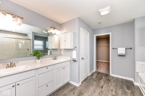 Photo of 5817 Flat Hill Drive, Indianapolis, IN