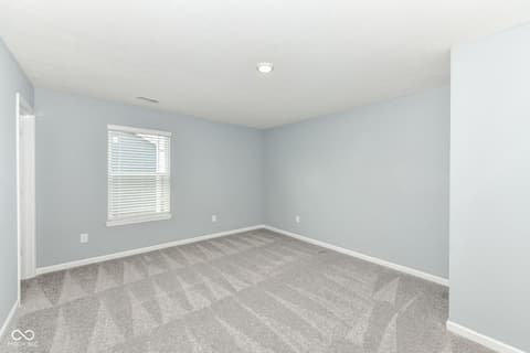 Photo of 5817 Flat Hill Drive, Indianapolis, IN