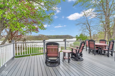 Photo of 4016 Van Bibber Lake Estate, Greencastle, IN