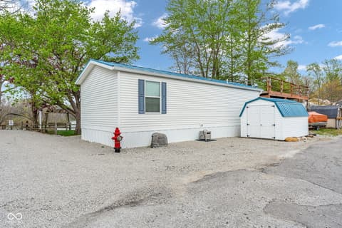 Photo of 4016 Van Bibber Lake Estate, Greencastle, IN