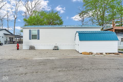 Photo of 4016 Van Bibber Lake Estate, Greencastle, IN
