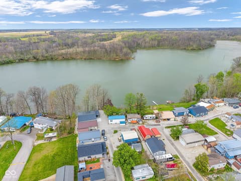 Photo of 4016 Van Bibber Lake Estate, Greencastle, IN