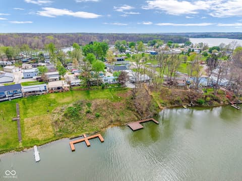 Photo of 4016 Van Bibber Lake Estate, Greencastle, IN