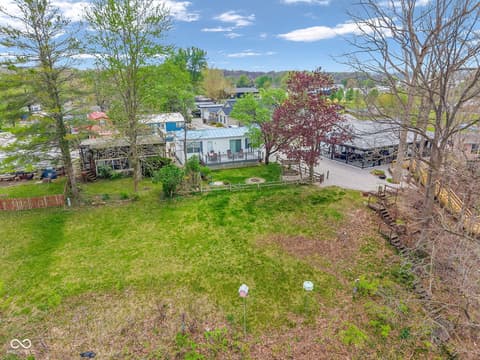 Photo of 4016 Van Bibber Lake Estate, Greencastle, IN